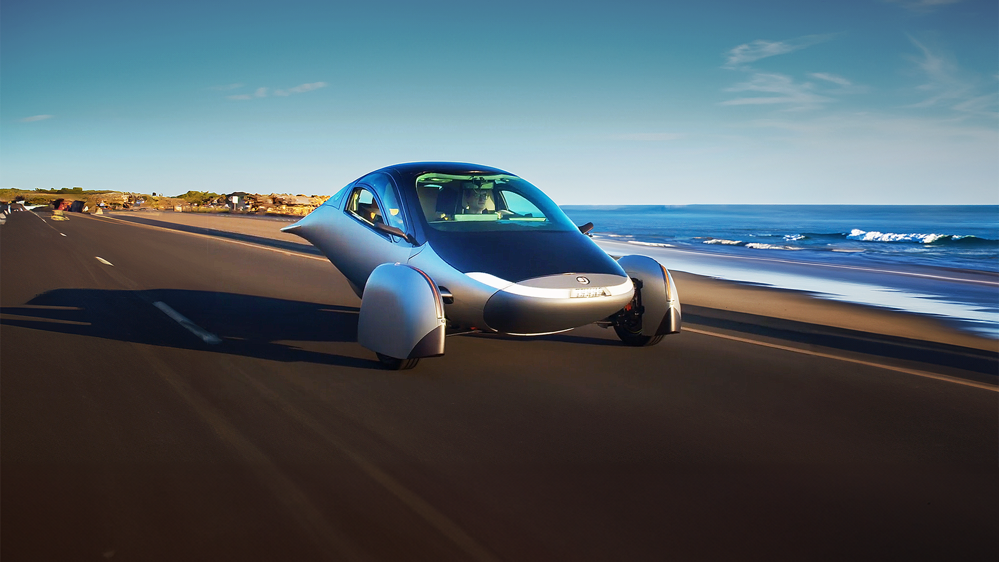 Aptera, l'auto a energia solare è pronta a sbarcare in Italia