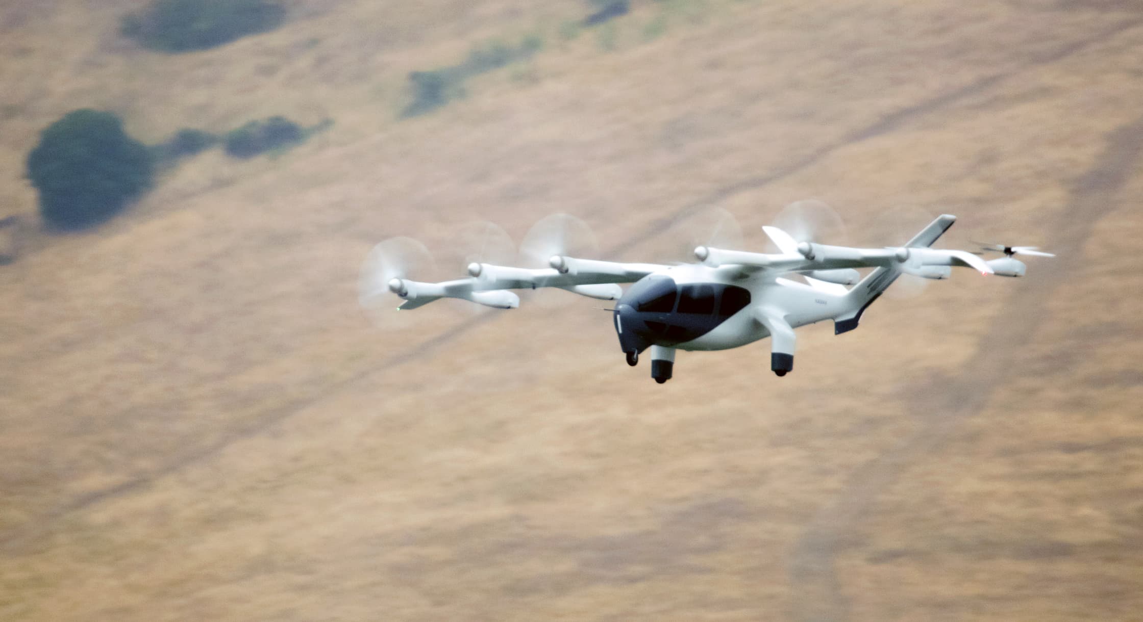 Stellantis punta ancora sui taxi volanti: nuovo investimento da 55 milioni di dollari in Archer