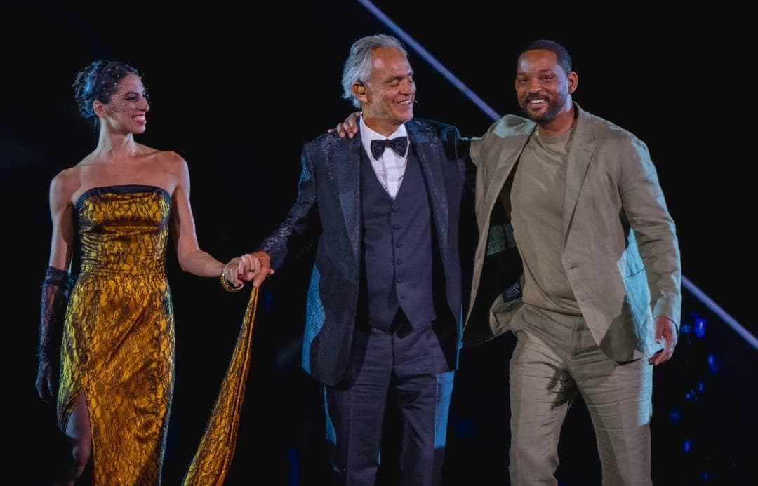 Andrea Bocelli festeggia 30 anni di carriera a Lajatico insieme alle più grandi star internazionali