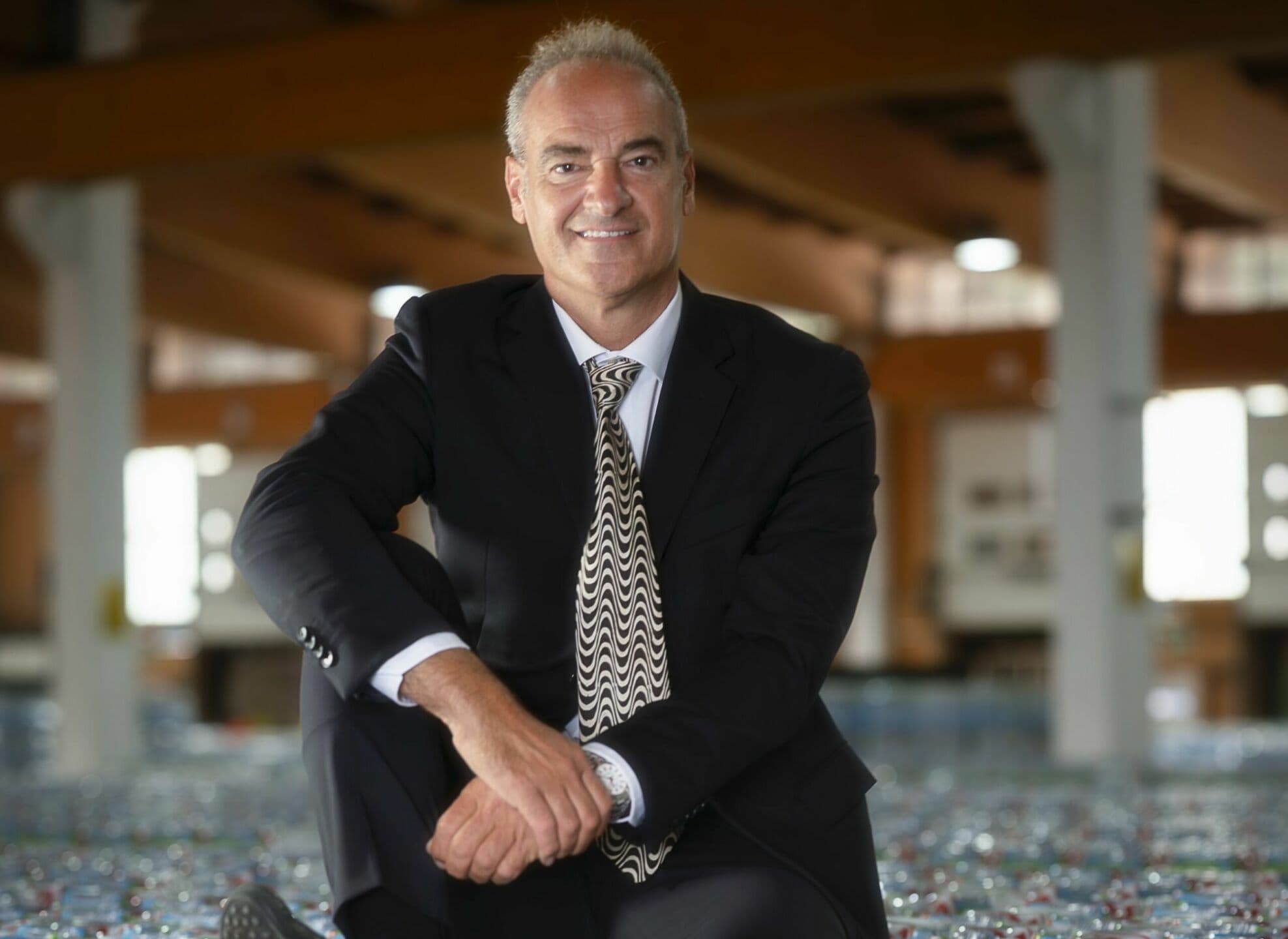 La bottiglia compostabile, i robot elettrici e uno stabilimento biocompatibile: tutta la circolarità di Acqua Sant’Anna