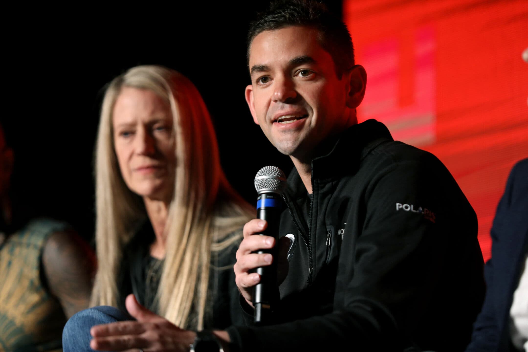 "È stato travolgente": il miliardario Jared Isaacman racconta la storica passeggiata nello spazio