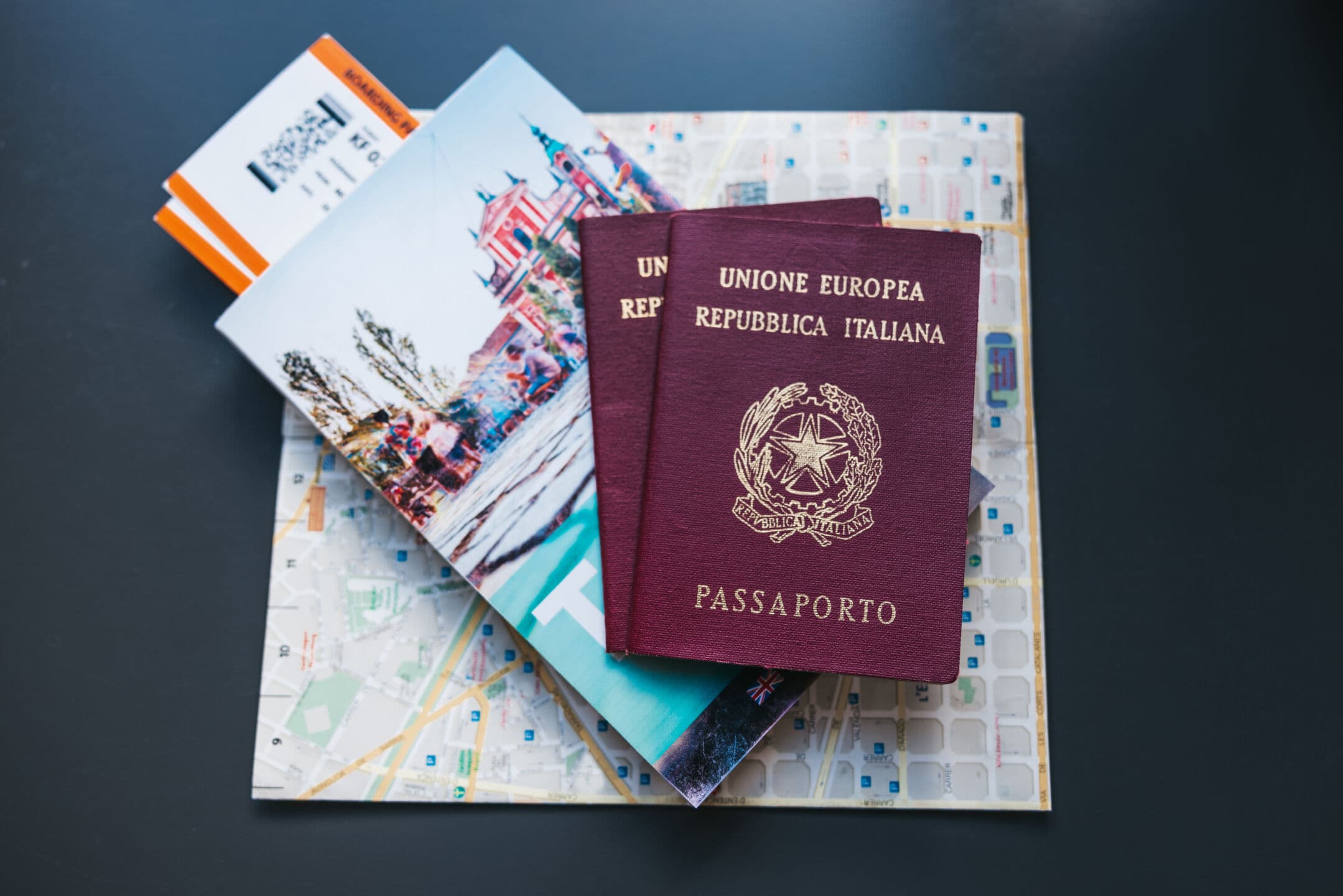 L'Italia al terzo posto nella classifica dei passaporti più potenti al mondo