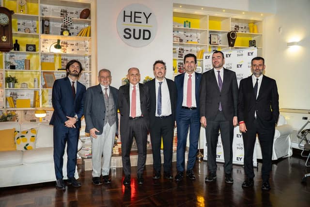 Leadership green a Hey Sud: l'Italia può guidare la transizione ecologica, ma "dobbiamo arrivare per primi"