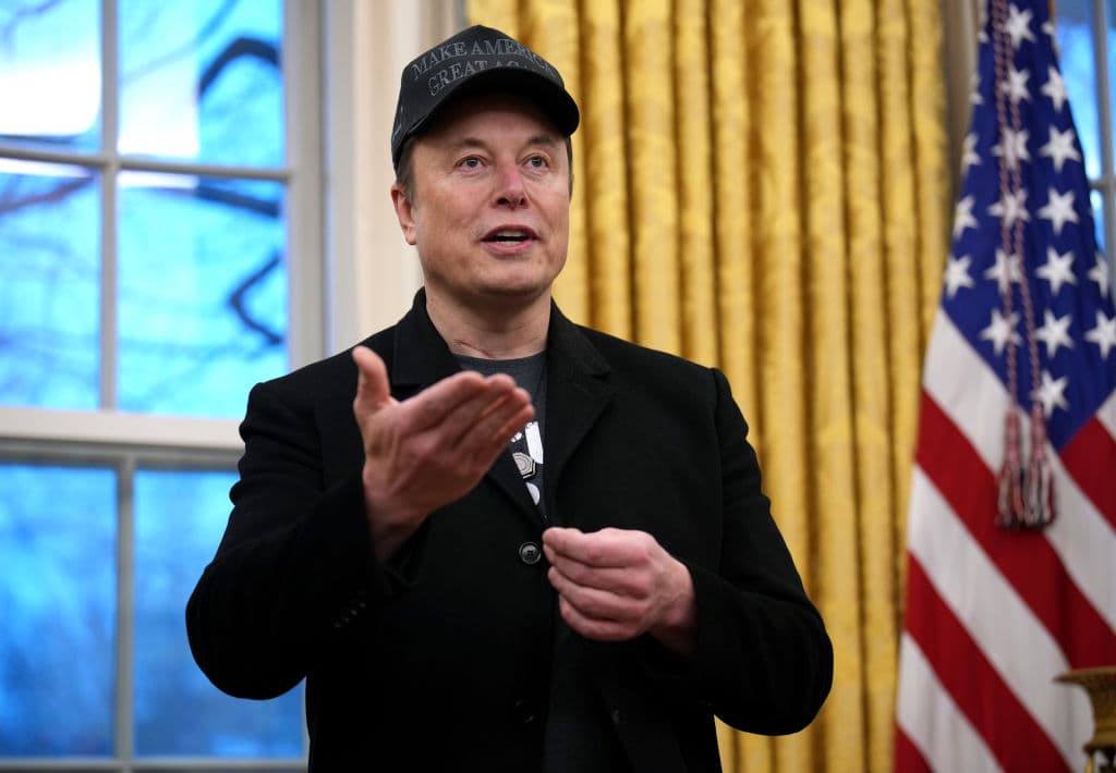 xAI di Elon Musk ha pubblicato migliaia di conversazioni del chatbot Grok