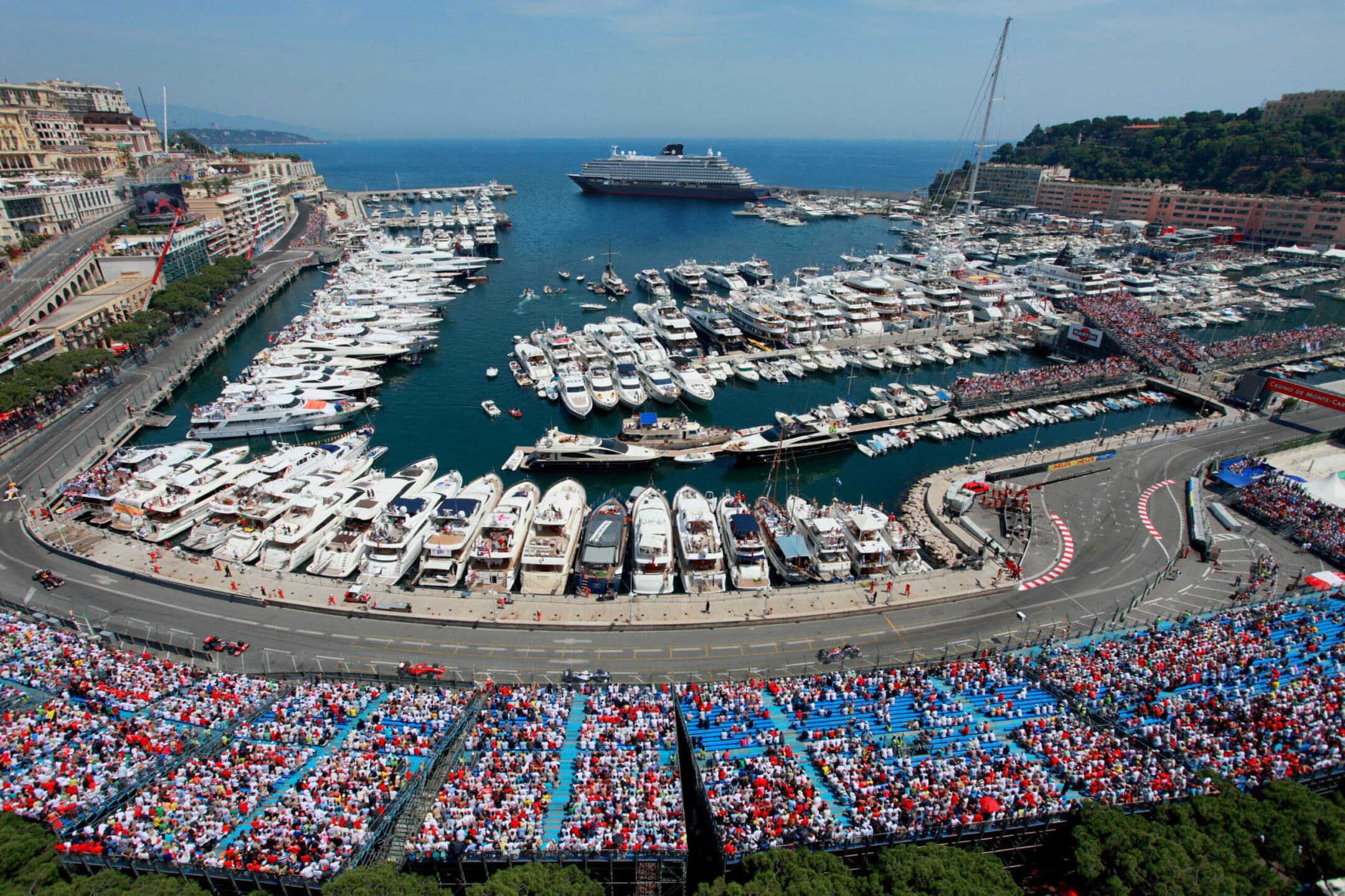 Explora Journeys al Porto d’Ercole per il Gran Premio di Formula 1 di Monaco