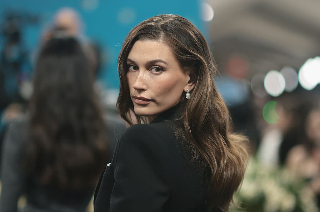 E.L.F. Beauty compra la Rhode di Hailey Bieber: affare da 1 miliardo di dollari