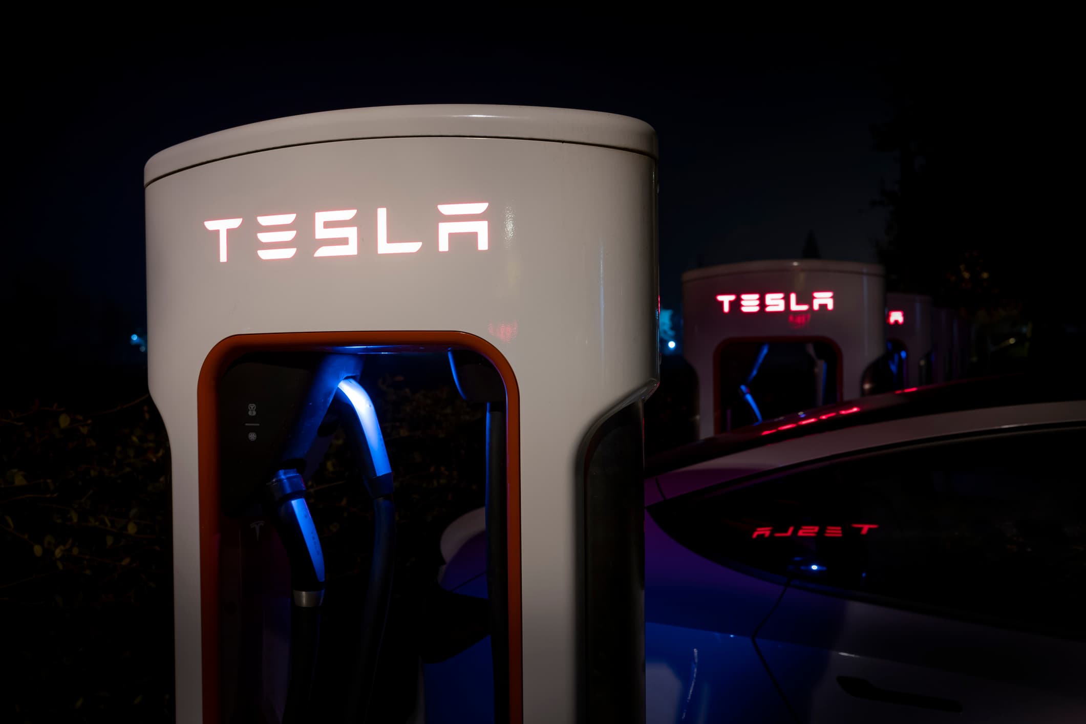 Tesla, consegne in calo del 13%: crescono le difficoltà per Elon Musk