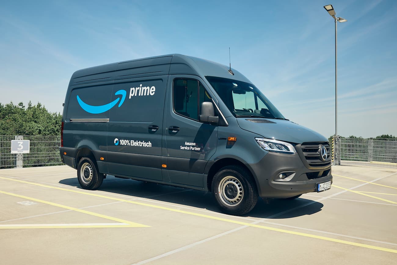 Amazon aggiungerà quasi 5.000 furgoni elettrici alla rete dei trasporti europea