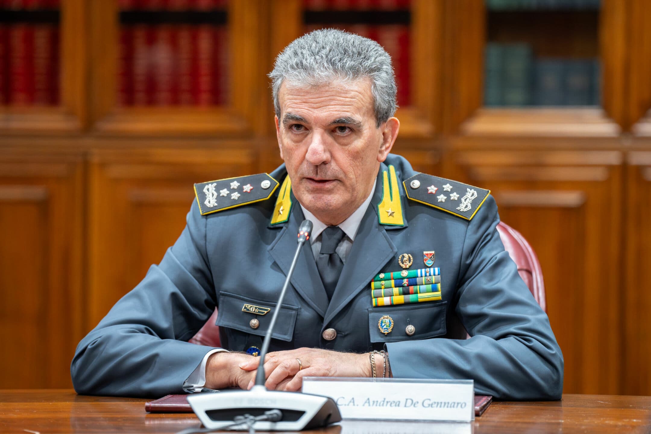 Evasione e cyberspazio: il generale Andrea De Gennaro racconta le nuove sfide della Guardia di finanza