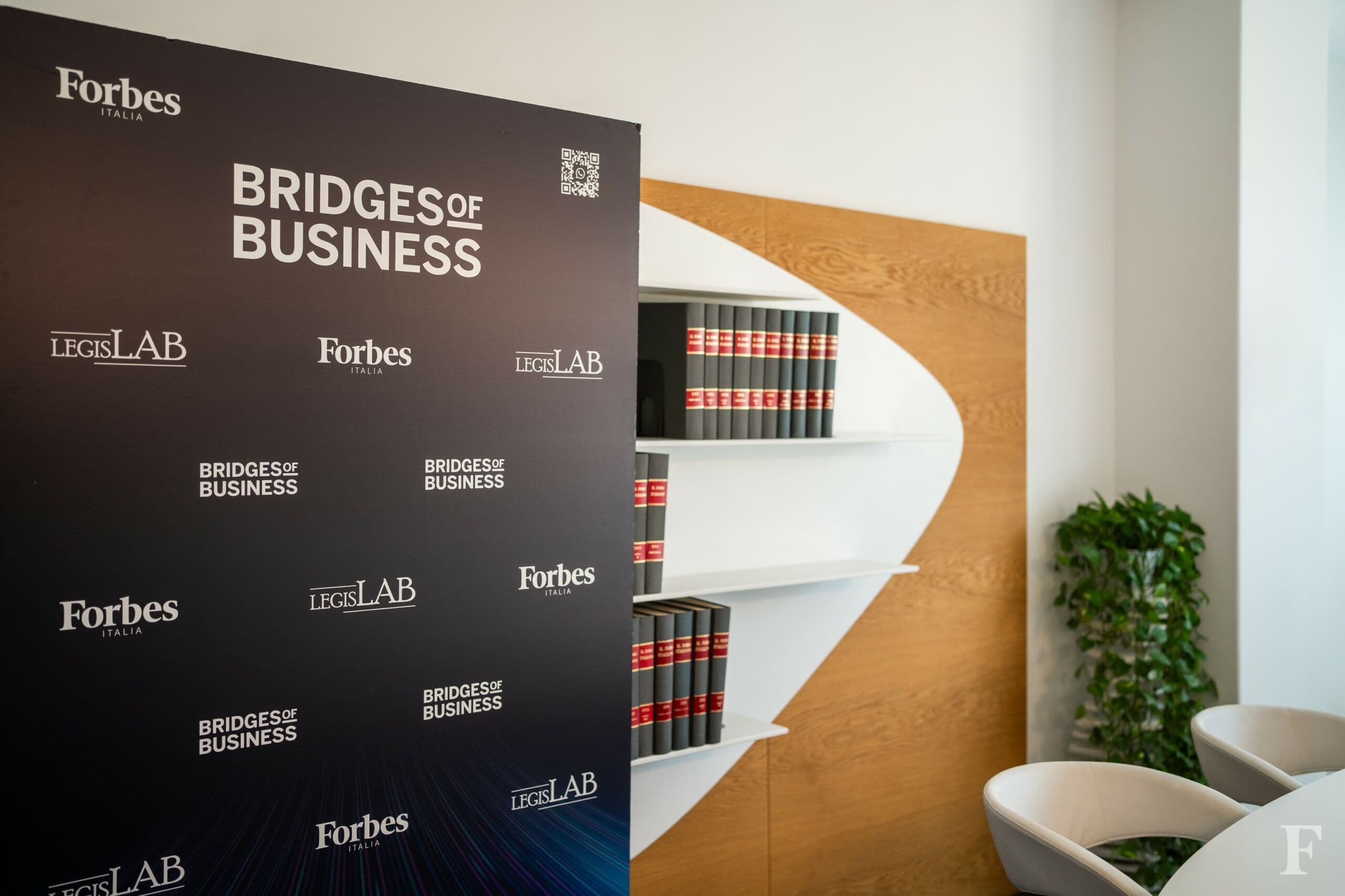 Bridges of Business: un confronto tra professionisti, dati e nuove generazioni