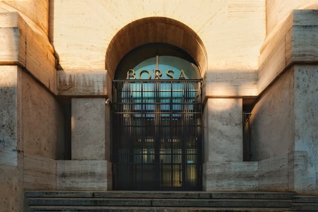 Piazza Affari: chi vince e chi perde nella guerra dei dazi