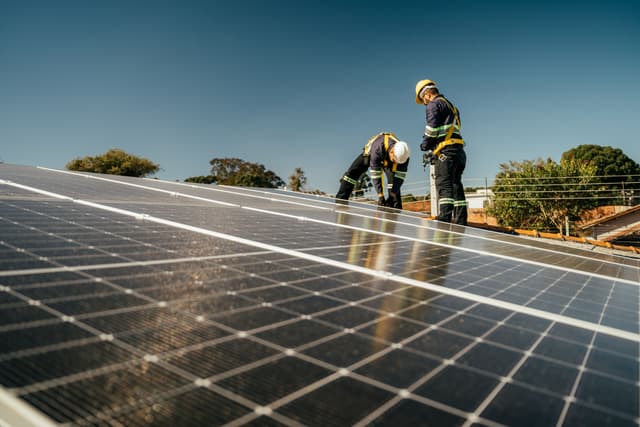 Estra investe 500 milioni nelle rinnovabili entro il 2029