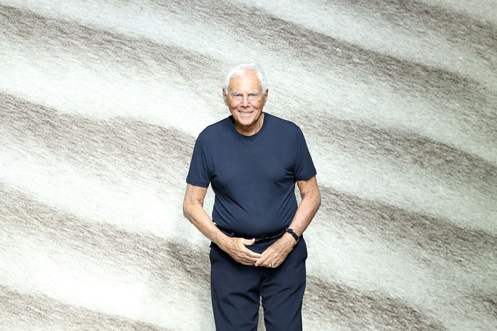 Armani, ecco l'eredità: l'azienda alla Fondazione. Si va verso la vendita o la Borsa