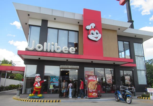 Il colosso filippino del fast food Jollibee potrebbe quotarsi a Hong Kong per espandere le proprie attività internazionali