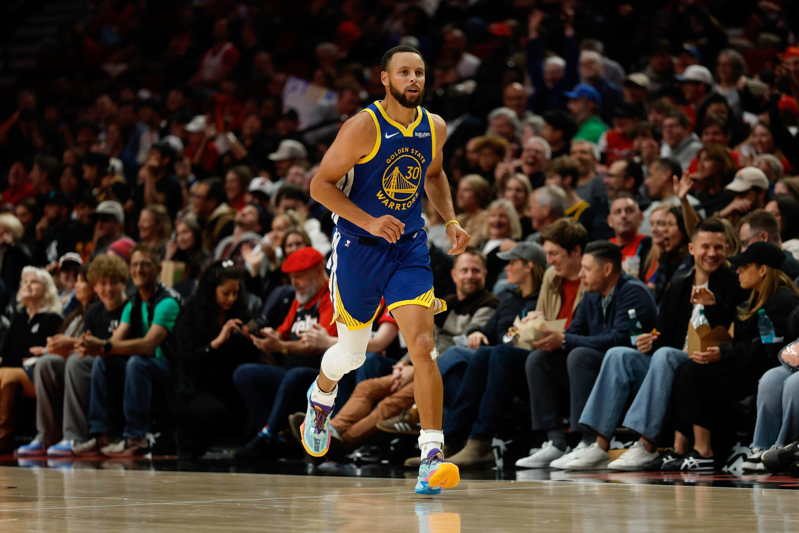 Stephen Curry è il più pagato dell'Nba: ecco la top ten