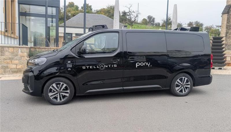 Stellantis, accordo con la cinese Pony.ai per portare i robotaxi in Europa