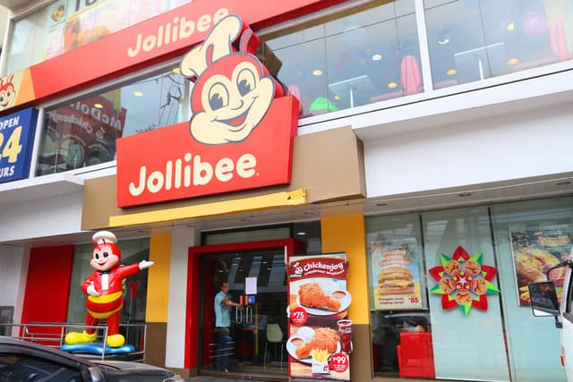 Jollibee guarda a Wall Street: il miliardario Tony Tan Caktiong prepara la quotazione