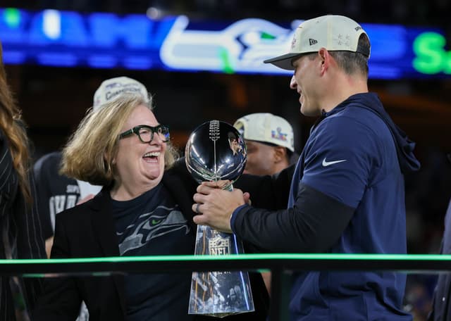 Chi è la proprietaria dei Seattle Seahawks, i vincitori del Super Bowl