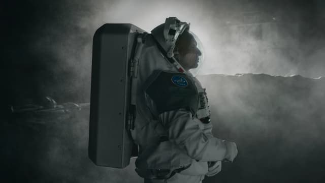 Ritorno sulla Luna: Luca Parmitano racconta cosa significa vivere lo spazio oggi