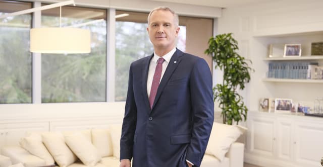 Banca Mediolanum, 2025 da record: utile a 1,24 miliardi e proposta dividendo in rialzo del 25%