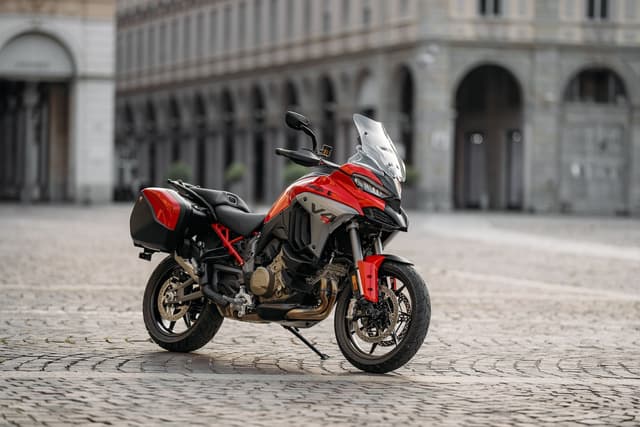 Multistrada V4, la nuova Ducati che unisce comfort e passione per lo sport