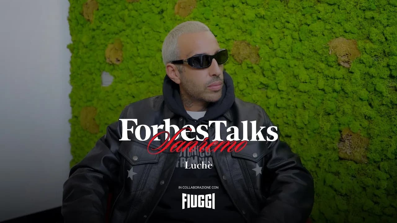 Luchè, al suo primo Sanremo, si racconta ai microfoni di Forbes Italia