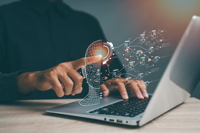 Per 4 lavoratori italiani su 10 l’AI fa risparmiare fino a un giorno a settimana