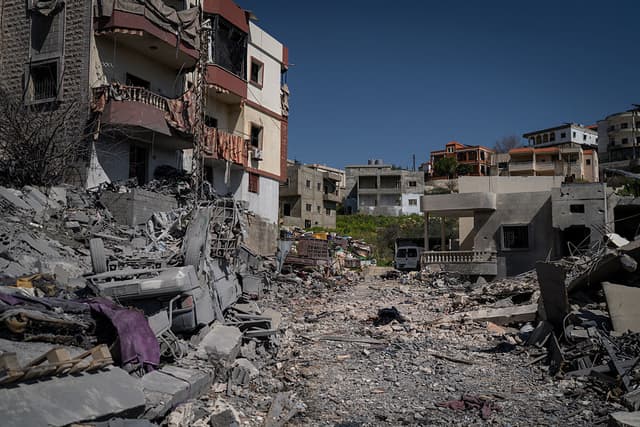 Crescono le prove che gli Usa siano stati dietro l’attacco mortale alla scuola femminile in Iran