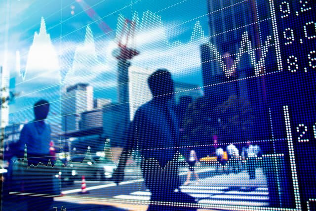 La tregua in Iran spinge le Borse: rally globale, energia in calo