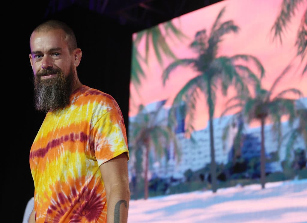 Il miliardario Jack Dorsey pensa che l’IA eliminerà il middle management