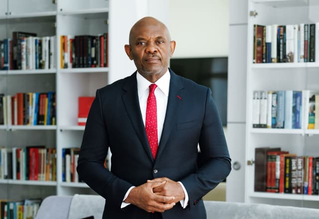 Tony Elumelu, l'inventore dell'Africapitalismo: "Abbiamo fatto uscire 2 milioni di persone dalla povertà"