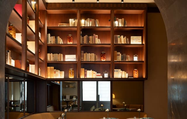 Romanengo apre La Corte Manzoni a Milano: la nuova tea room di lusso accanto alla Scala
