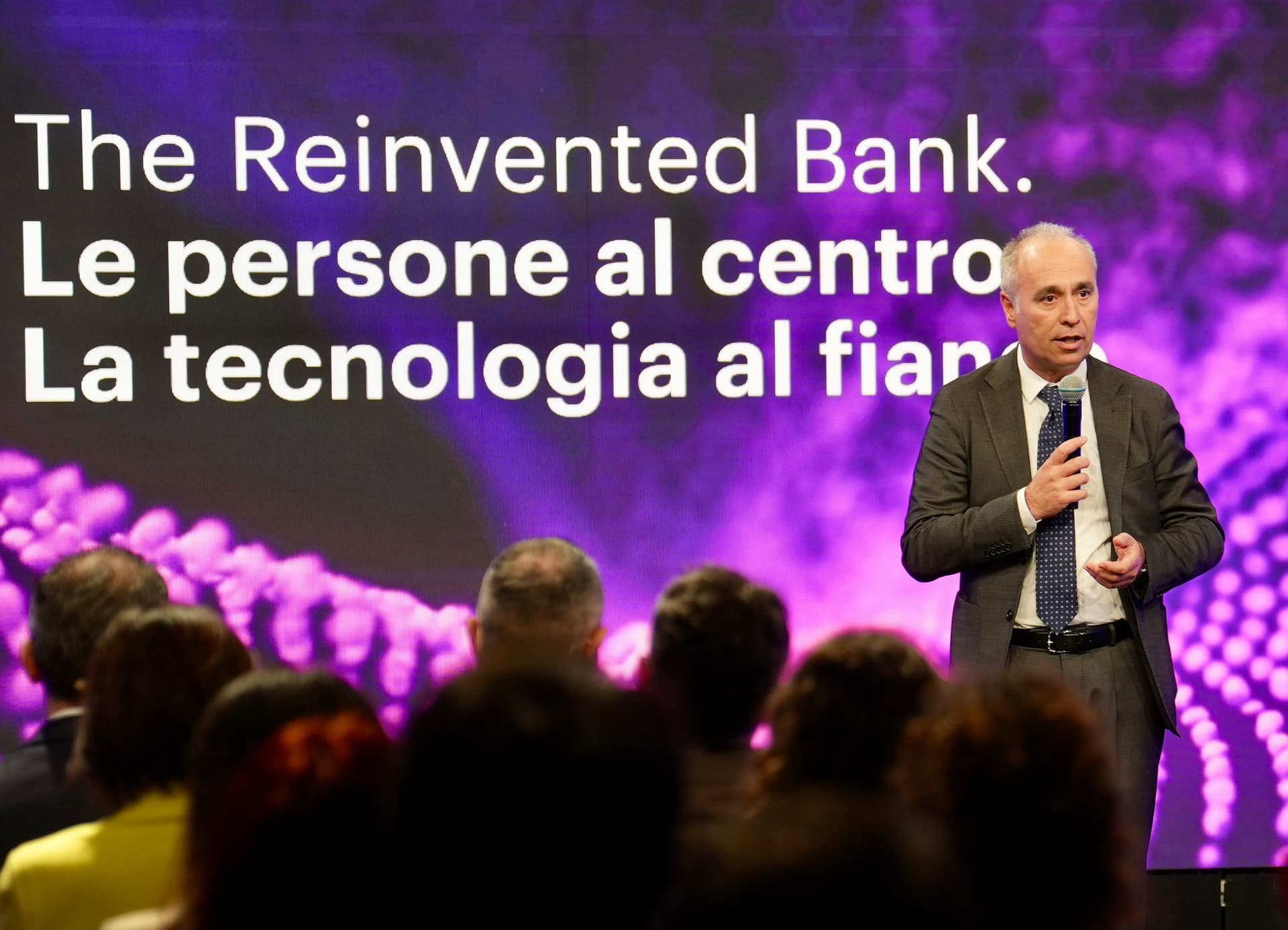 L’intelligenza artificiale nelle banche vale già 31 miliardi di dollari