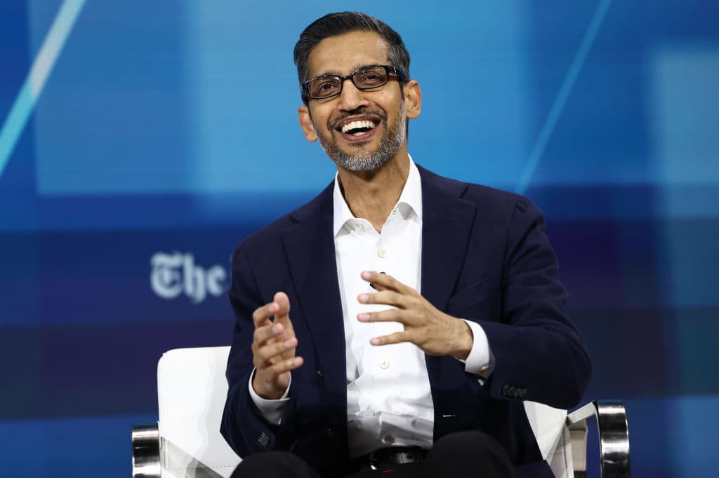 Il ceo di Alphabet Sundar Pichai ai laureati Stanford: “Quando avete la possibilità di lavorare su qualcosa di difficile, dite di sì”