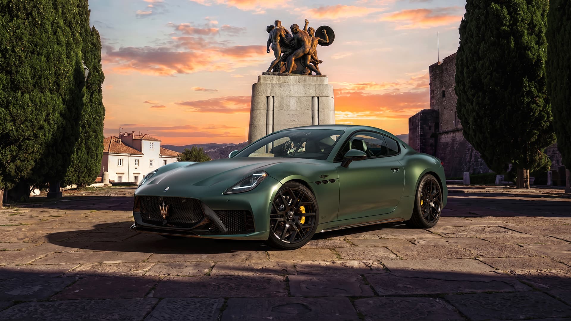 Maserati rinnova Grecale, GranTurismo e GranCabrio: il Tridente rilancia lusso e innovazione