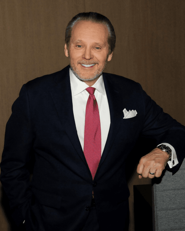 America Now – Bob Knakal