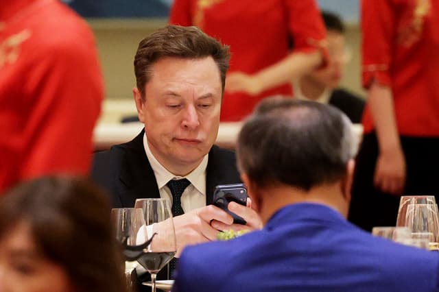 SpaceX crolla ancora. E il patrimonio di Musk scende di altri 50 miliardi di dollari