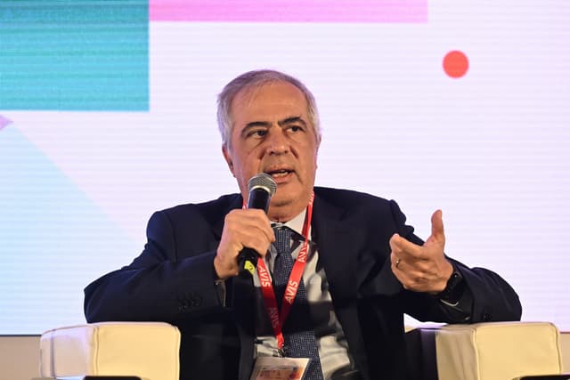 Il business travel cambia rotta: tra geopolitica, IA e nuove competenze prende forma la mobilità d’impresa del futuro