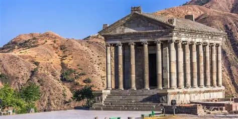 Cosa fare a Yerevan: 8 esperienze tra lusso e mixology
