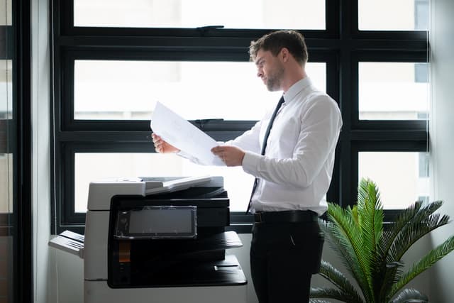 I datori di lavoro trattano sempre più lavoratori come “usa e getta”. L’IA potrebbe accelerare questa tendenza