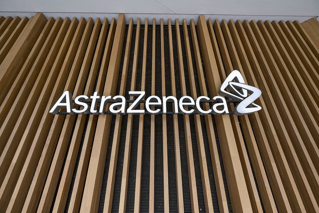 AstraZeneca pensa alla fusione con Bristol Myers Squibb: possibile colosso da 400 miliardi