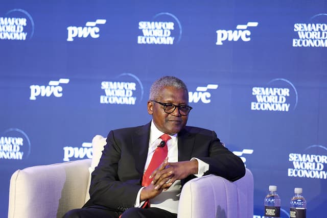 L’uomo più ricco d’Africa apre il suo gioiello al mercato: la maxi-Ipo della raffineria Dangote
