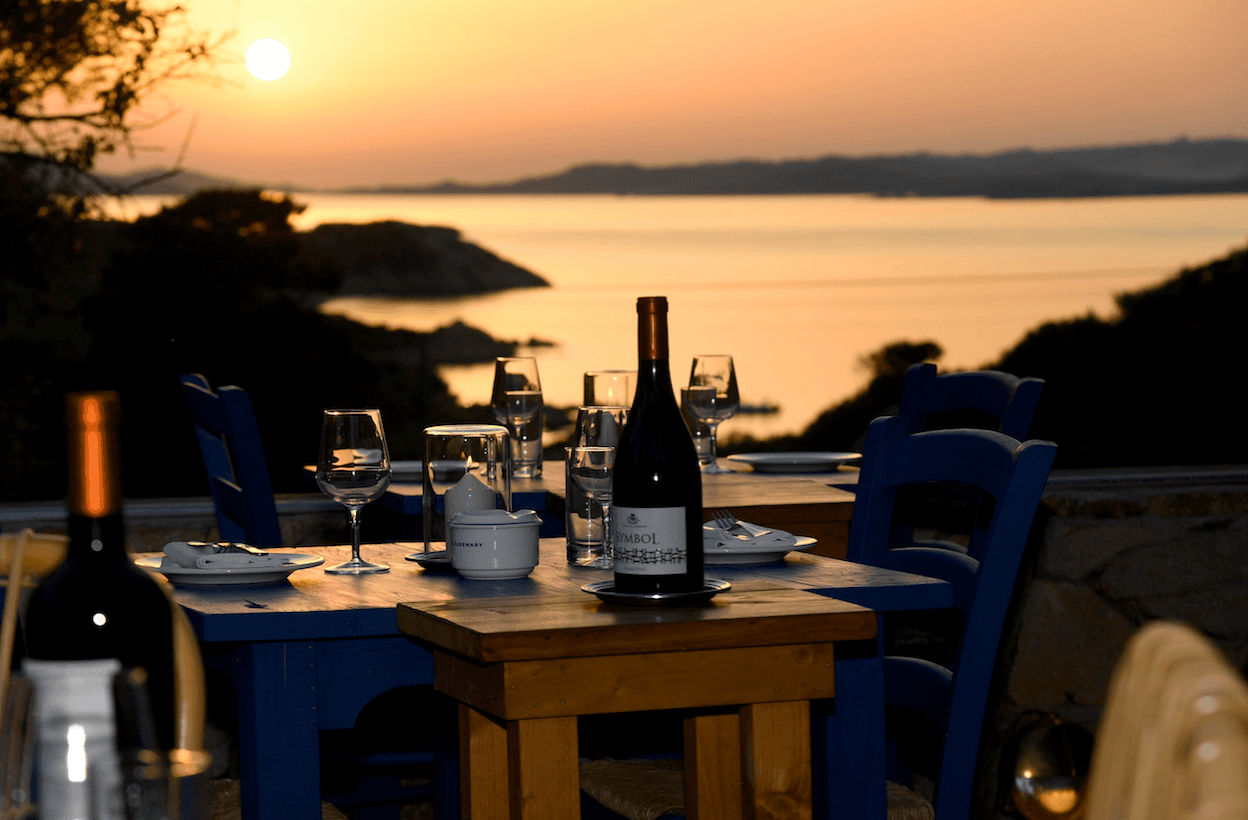 In Costa Smeralda riapre la trattoria chic dei marinai