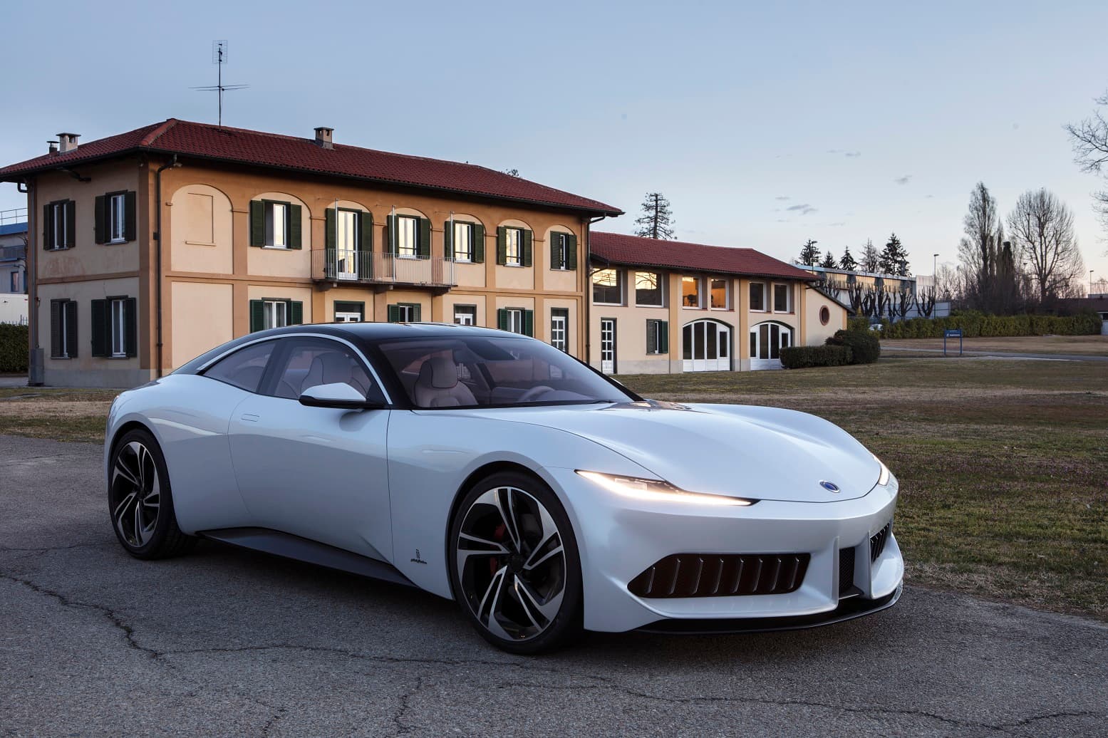 Karma GT by Pininfarina al concorso d'eleganza di Pebble Beach