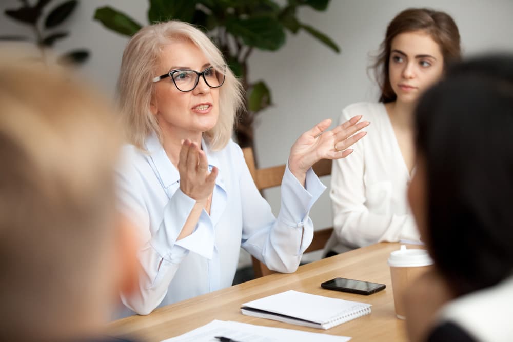 Più donne al vertice: cosa sta cambiando davvero in Italia e cosa serve ancora