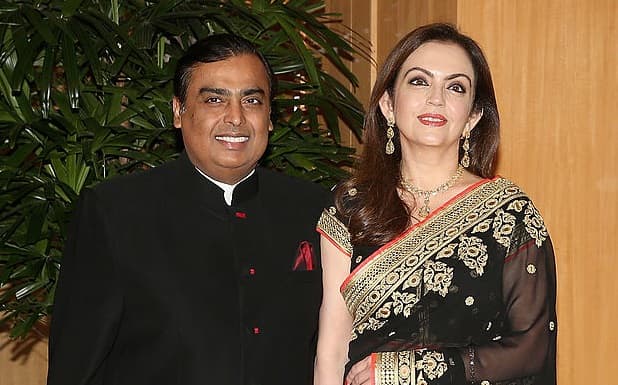 L'indiano Ambani supera Steve Ballmer: ora è il più ricco proprietario sportivo del mondo