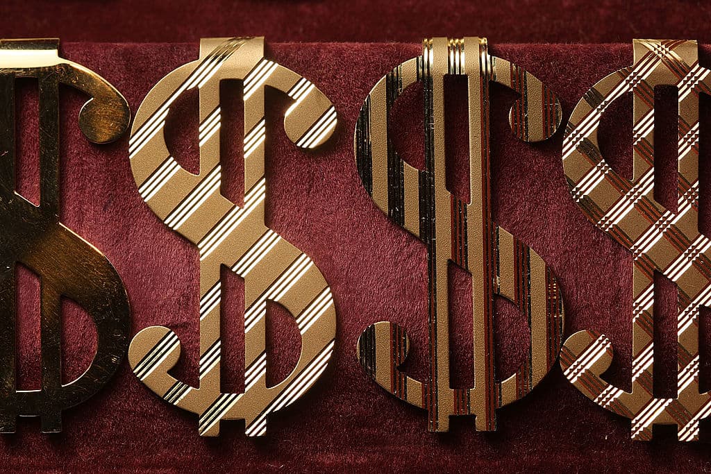 Perché l'oro ha superato per la prima volta i 2.000 $ l'oncia