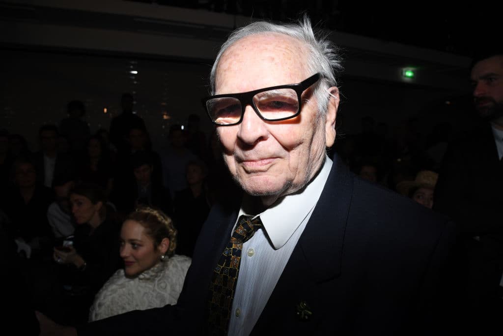 Parigi e il mondo della moda piangono Pierre Cardin, padre del prêt-à-porter
