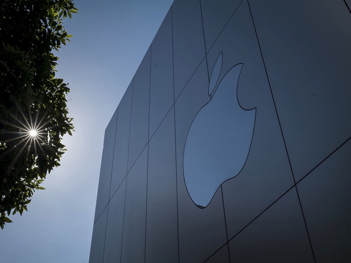 Anche Nissan nega colloqui con Apple per lo sviluppo dell'iCar