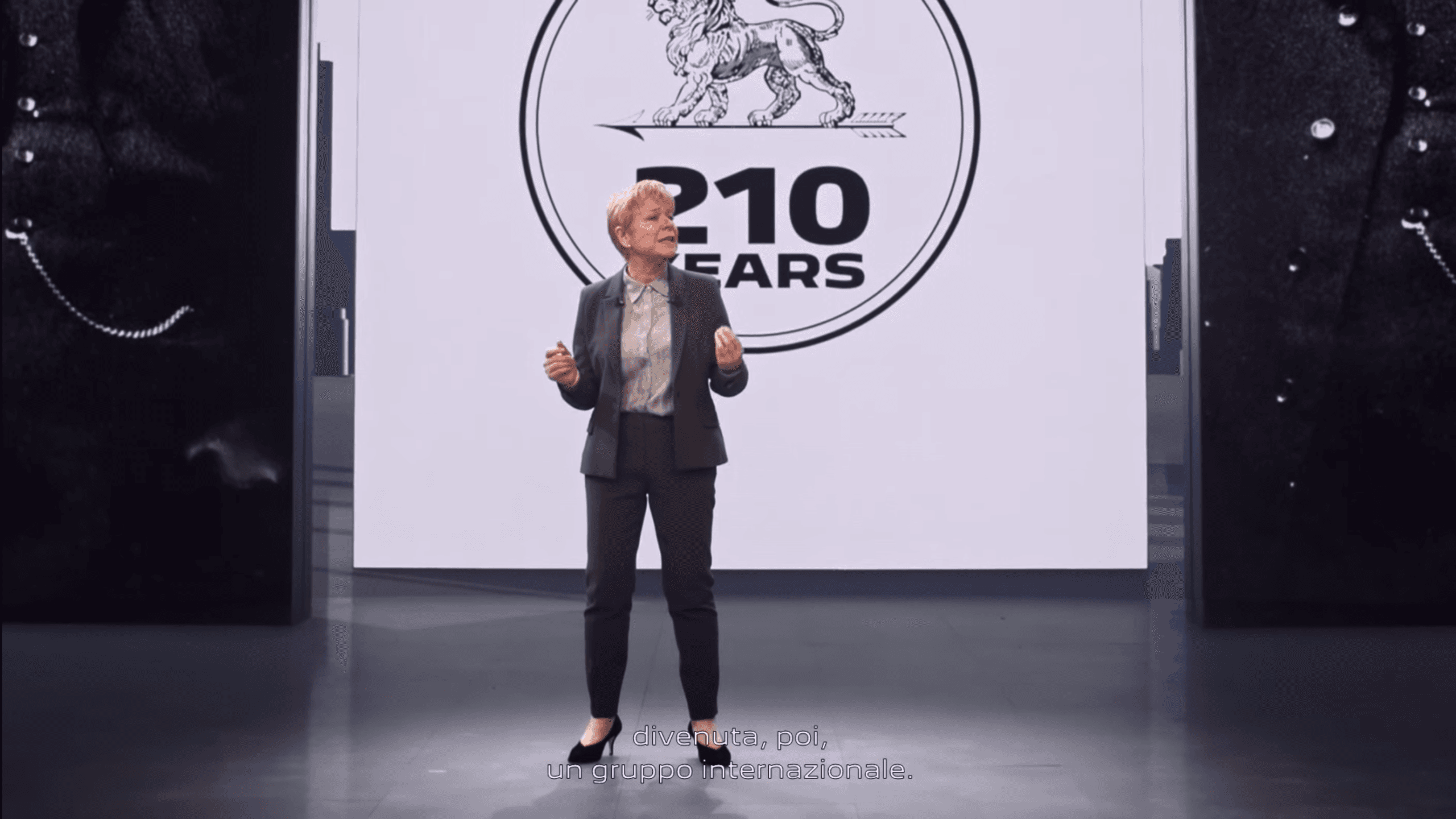 Più raffinata, distintiva ed elegante. Peugeot inaugura una nuova brand identity